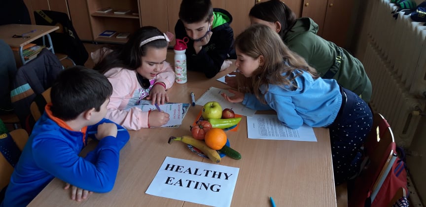 Проект "Healthy eating and movement for a better quality of life", програма Еразъм +